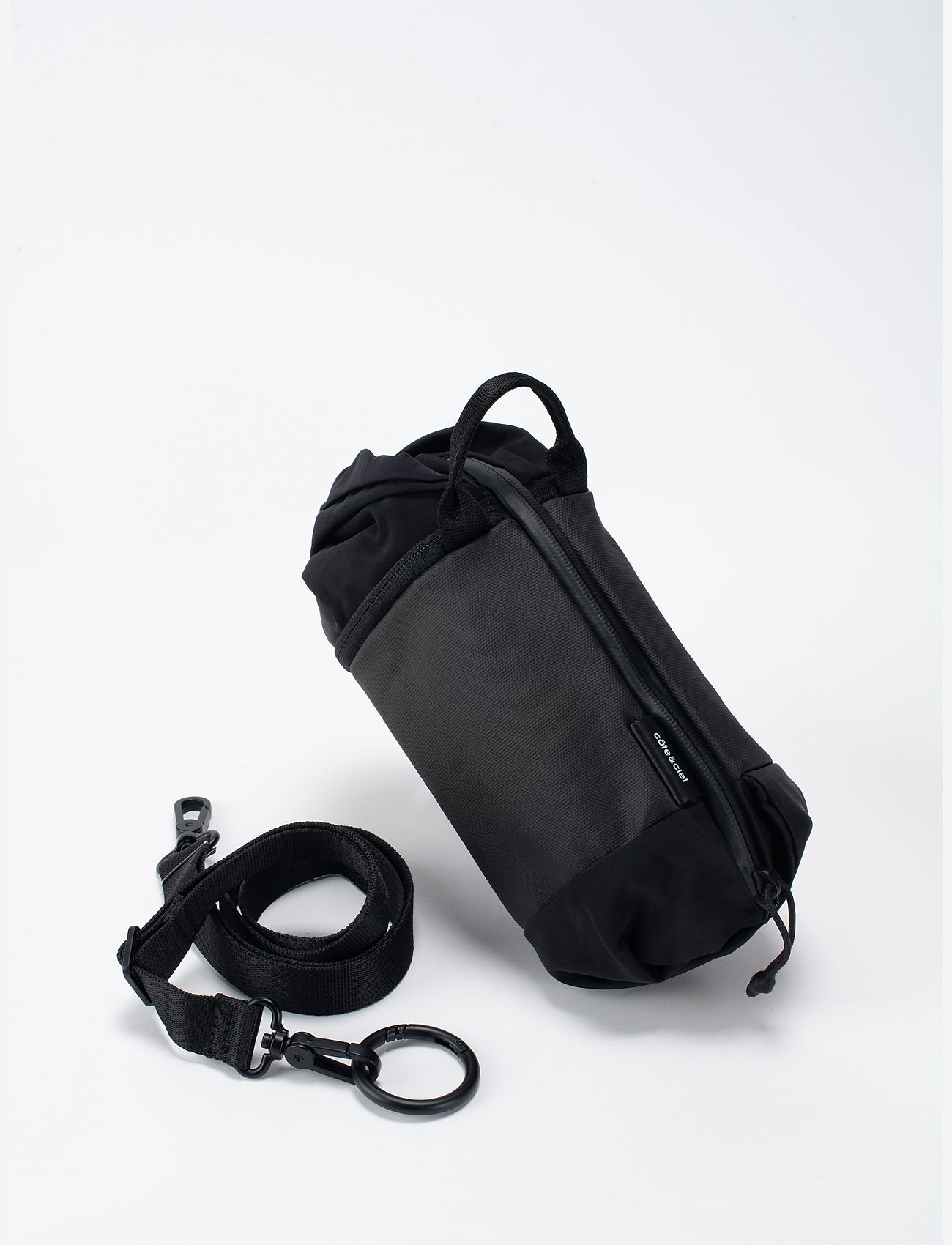 Côte & Ciel - Mini Duffle - aksessuaarid - black - 4