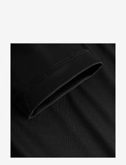 Cuera - Oncourt LS Layer T-Shirt - longsleeved tops - black - 3