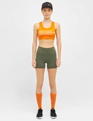 Cuera - Active Short Tights - sports shorts - army - 5