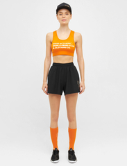 Cuera - Womens Active Globe Shorts - sportiniai šortai - black - 5