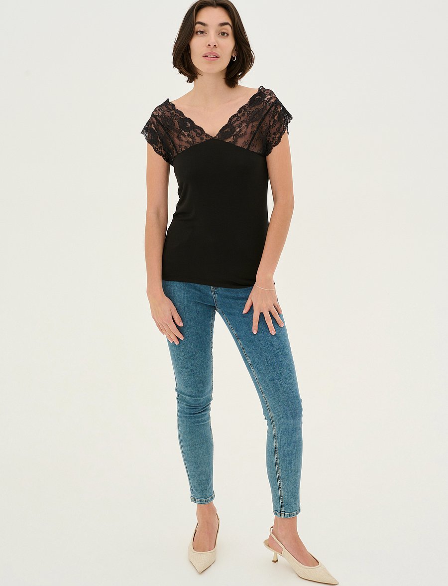 Culture - CUpoppy Lace Top - varrukateta topid - black - 3