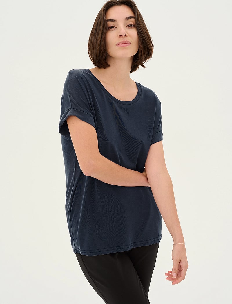 Culture - CUkajsa T-Shirt - t-shirts - salute - 0