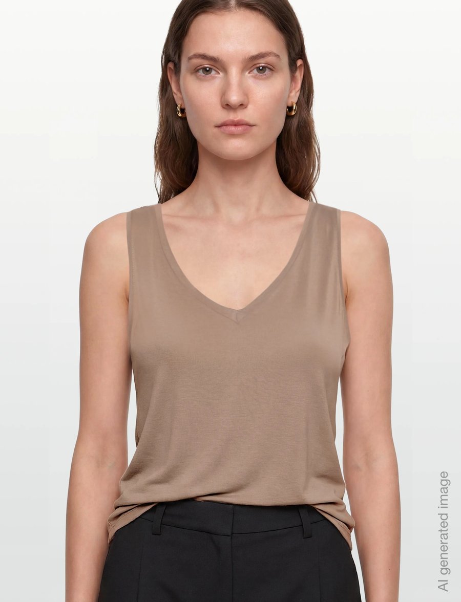 Culture - CUpoppy VO-neck Tank Top. - sleeveless tops - timber wolf - 3