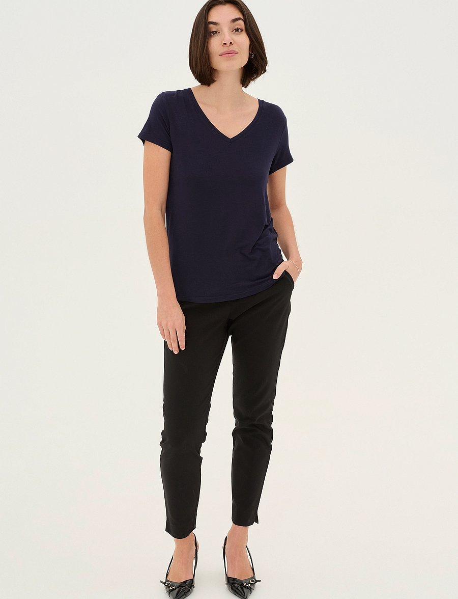 Culture - CUpoppy V-neck T-Shirt - t-shirts - salute - 3