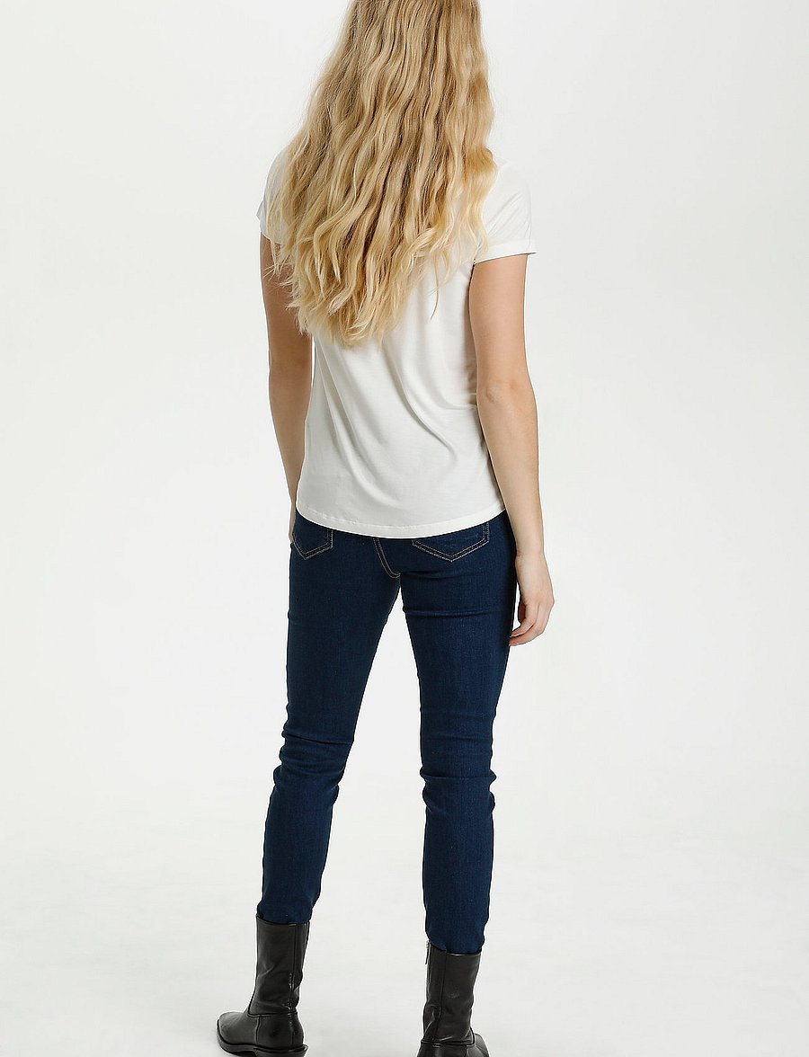 Culture - CUpoppy V-neck T-Shirt - t-shirts - spring gardenia - 4