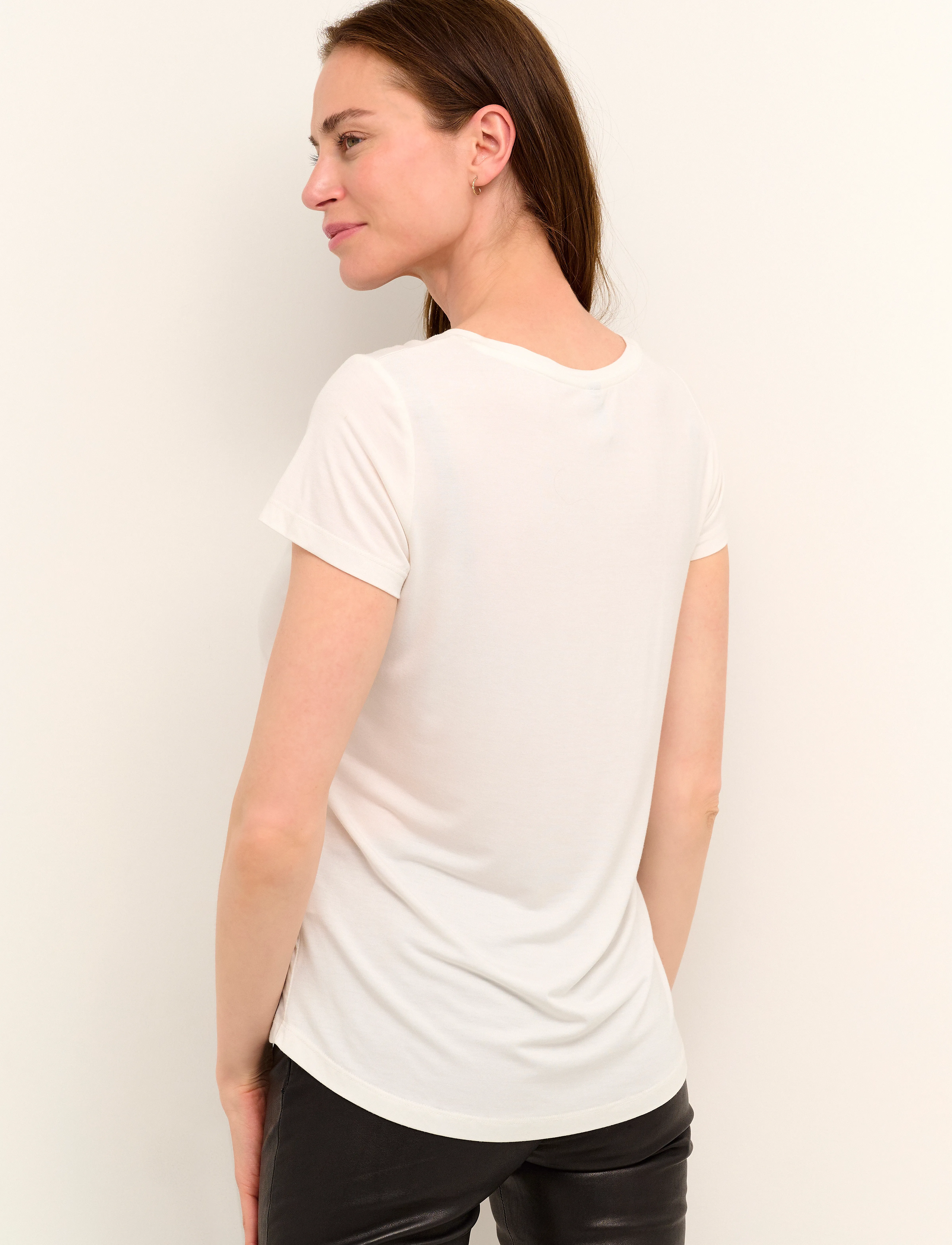 Culture - CUpoppy V-neck T-Shirt - t-shirts - spring gardenia - 5