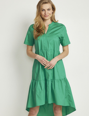 Culture - CUodette Dress - midiklänningar - holly green - 2