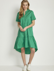 Culture - CUodette Dress - midiklänningar - holly green - 3