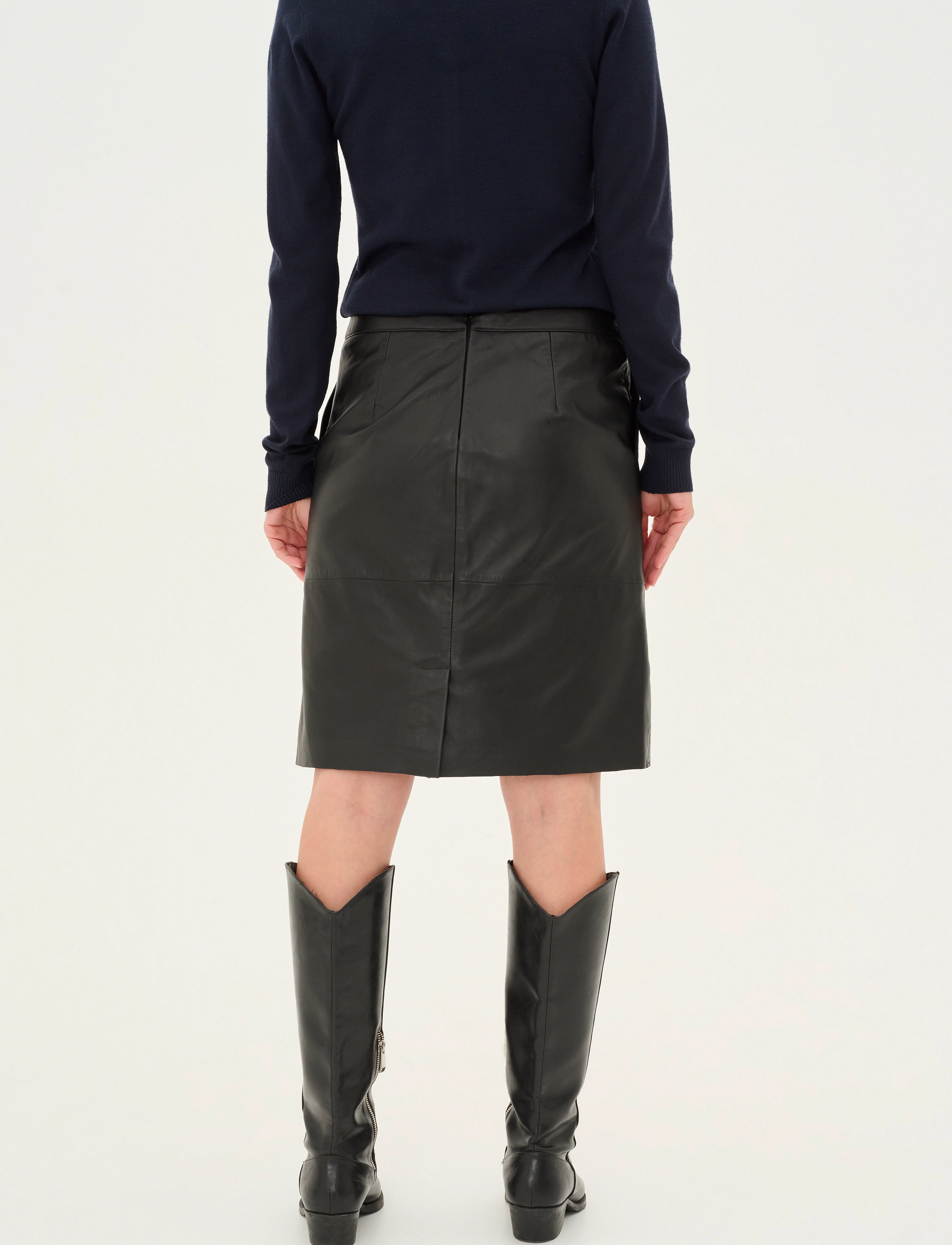Culture - CUberta Leather Skirt - jupes en cuir - black - 5