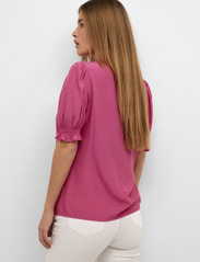 Culture - CUasmine SS Shirt - kortermede bluser - fuchsia pink - 3