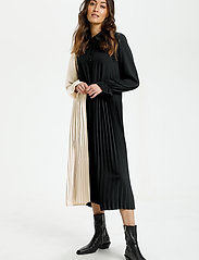 Culture - CUbetty Dress - marškinių tipo suknelės - black - 3