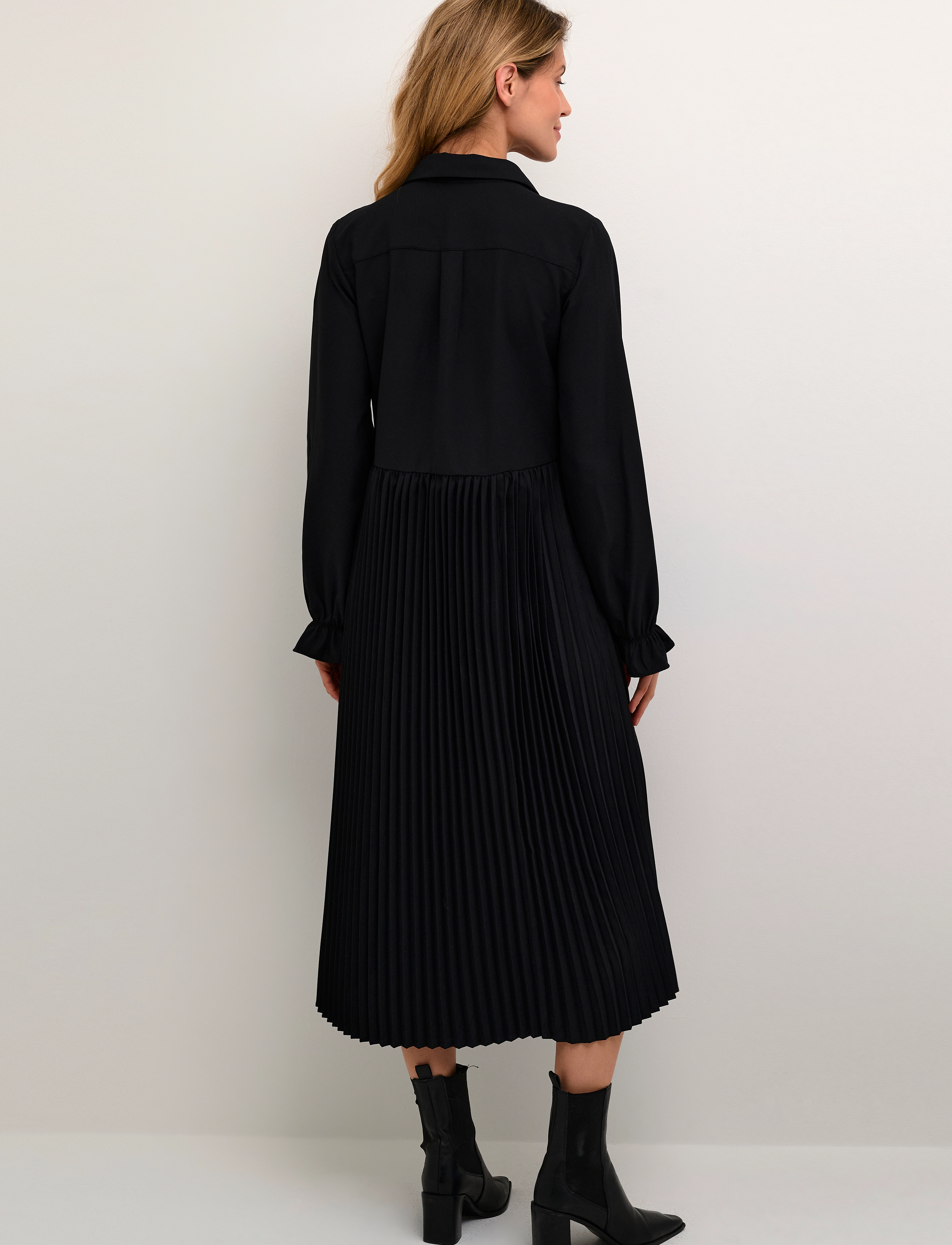 Culture - CUbetty Dress - skjortekjoler - black solid - 4