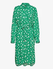 Culture - CUassa Dress - paitamekot - holly green - 0