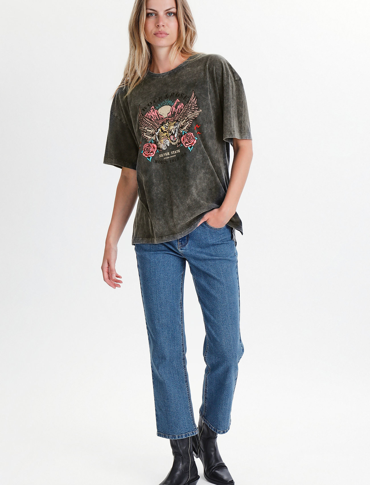 Culture - CUthalia T-Shirt - black wash - 3