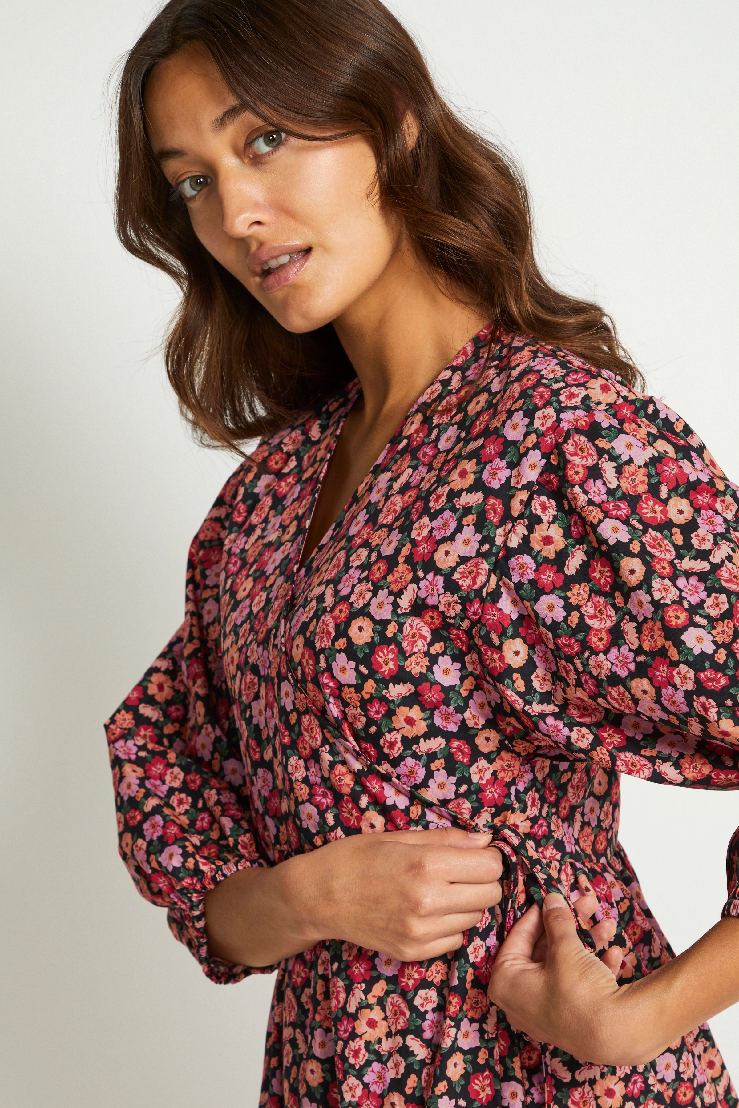 Culture - CUmiska Dress - black flower - 5