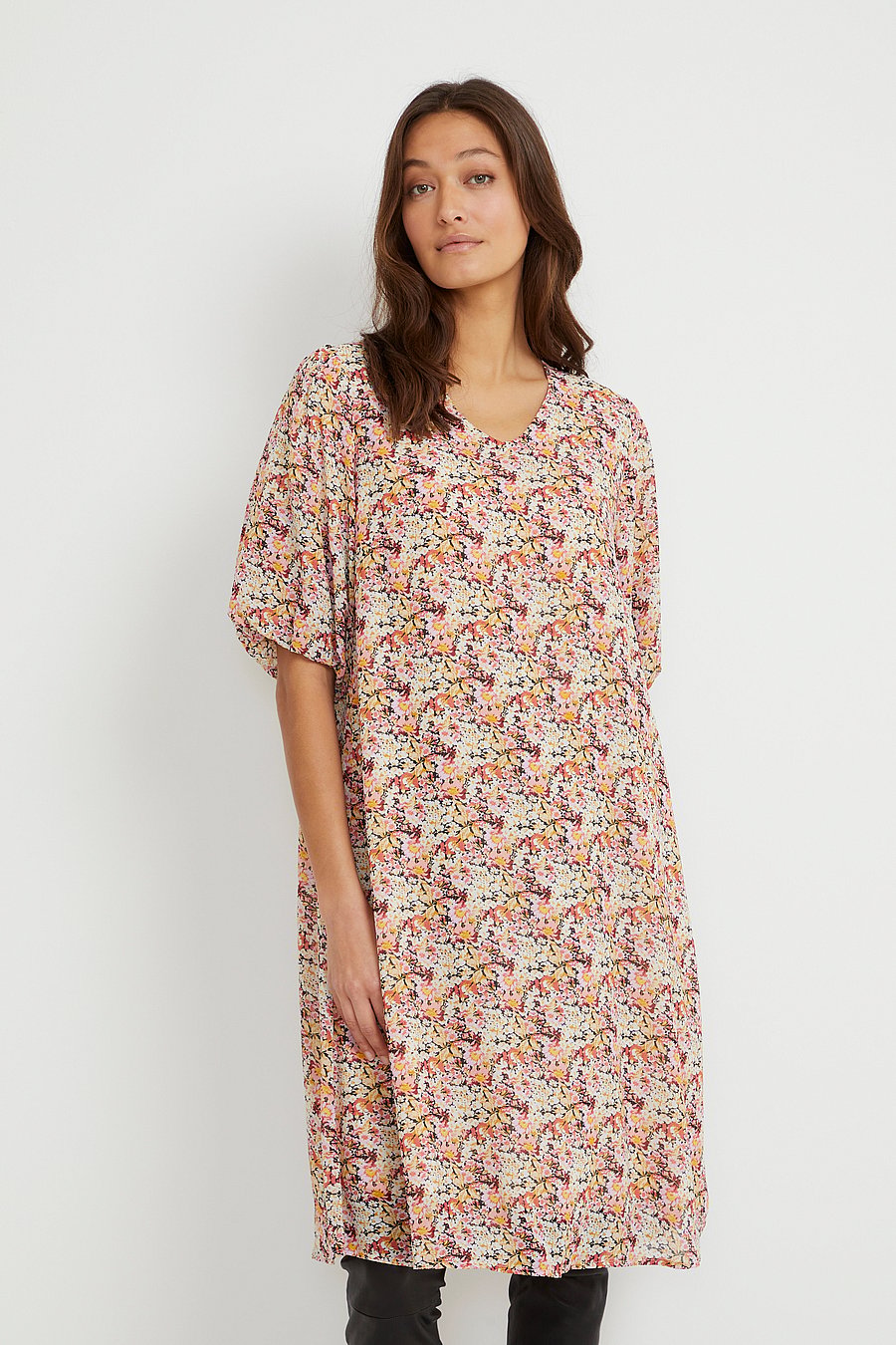 Culture - CUtess Dress - midikleidid - pink flower - 0