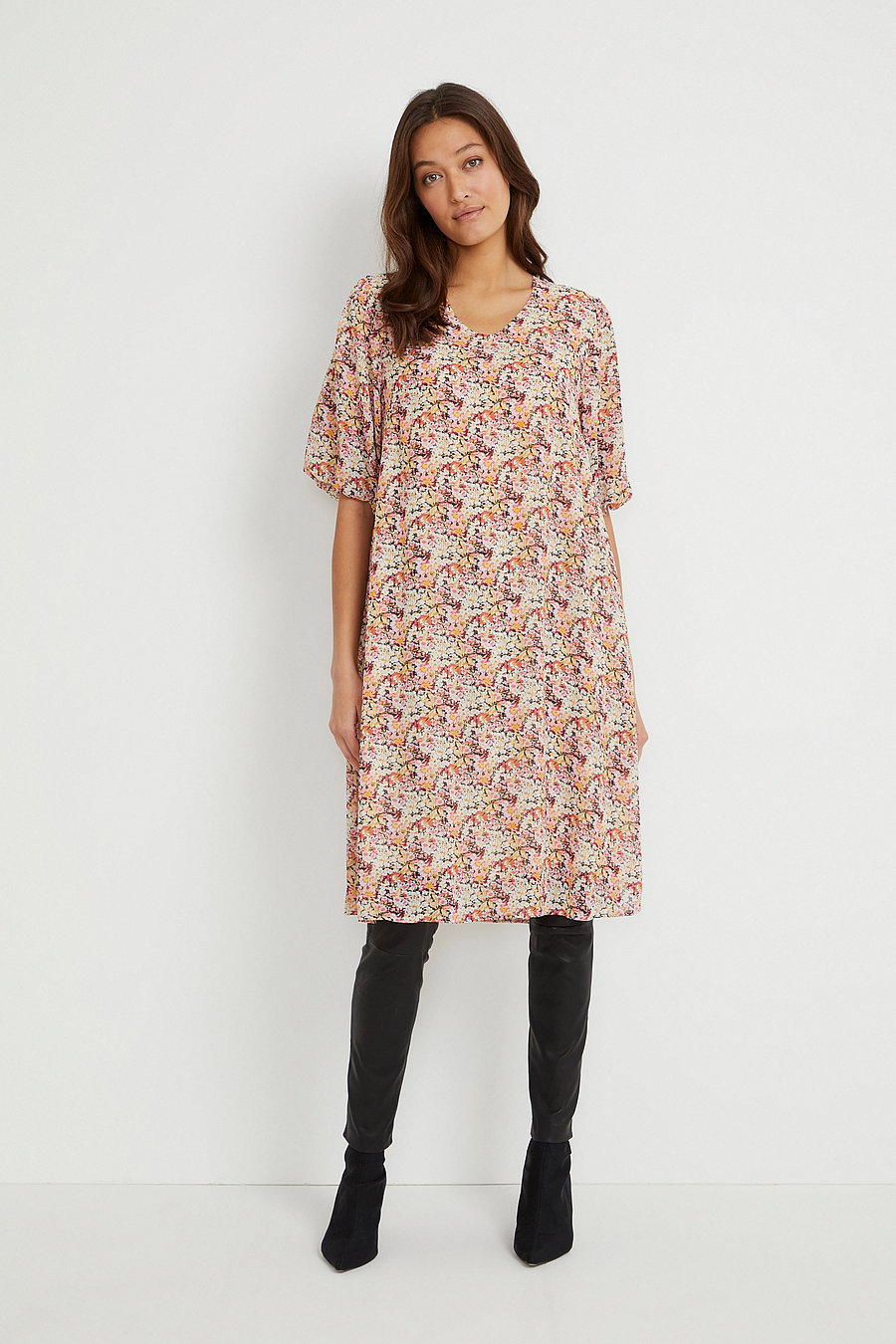 Culture - CUtess Dress - midikleidid - pink flower - 3