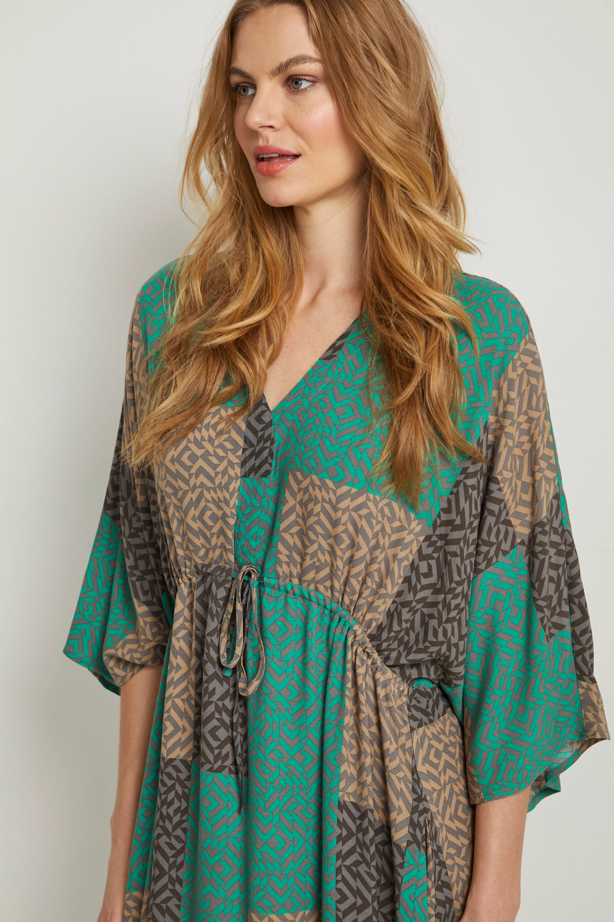 Culture - CUtyra Dress - green graphic - 5