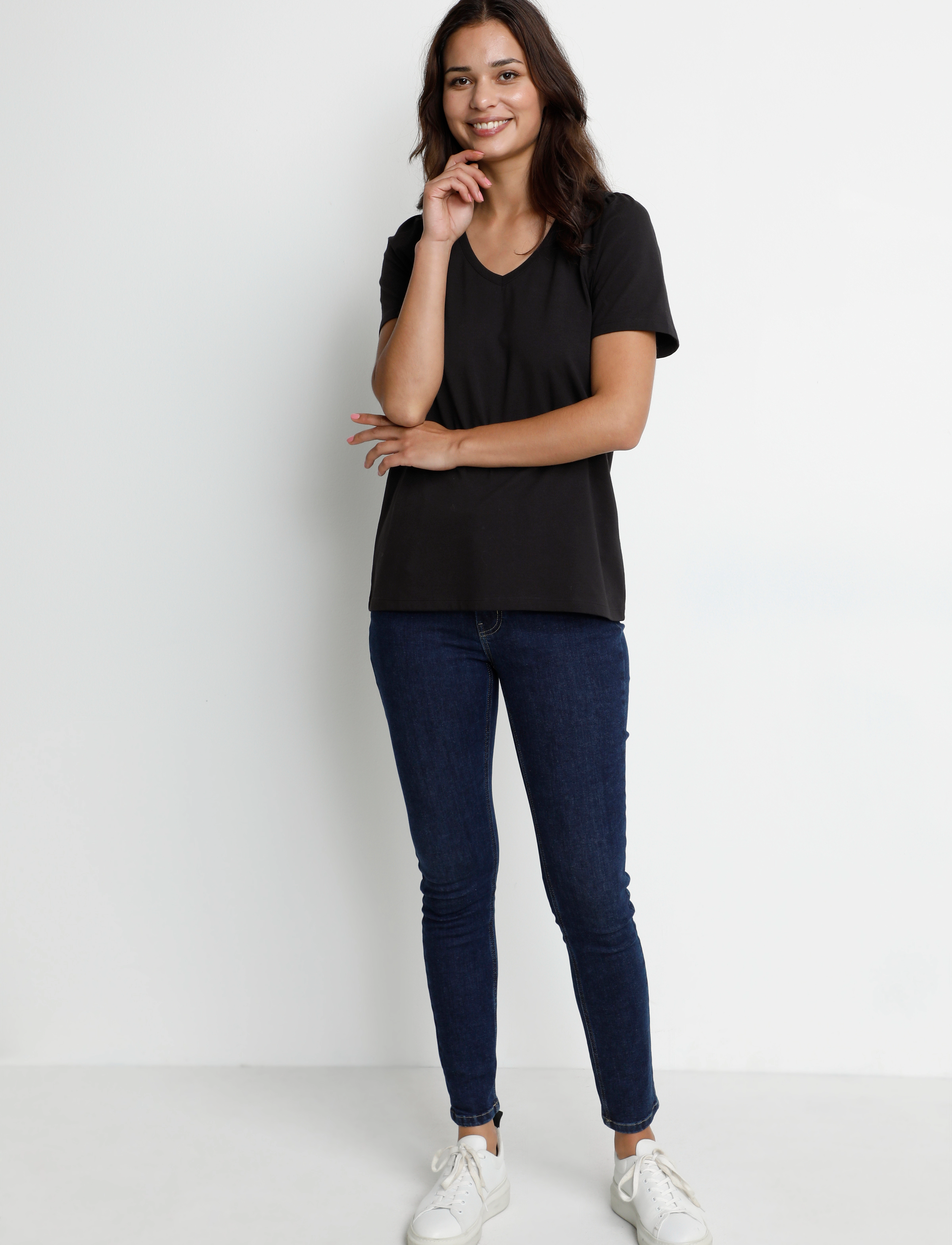 Culture - CUgith V-neck T-Shirt - black - 3