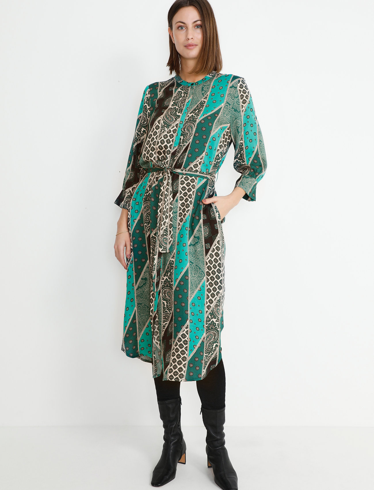 Culture - CUtara Dress - parakeet - 5