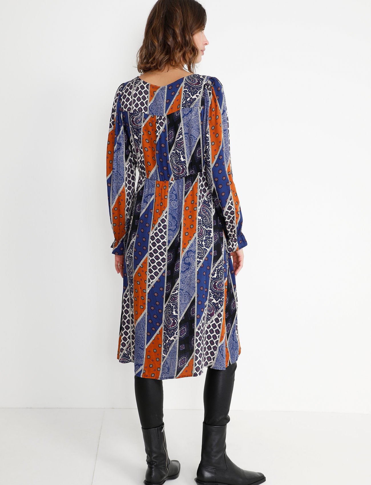 Culture - CUtara Short Dress - midi dresses - caramel café - 4