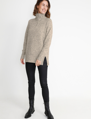 Culture - CUzidsel Zipper Pullover - megztiniai su aukšta apykakle - grey melange - 3