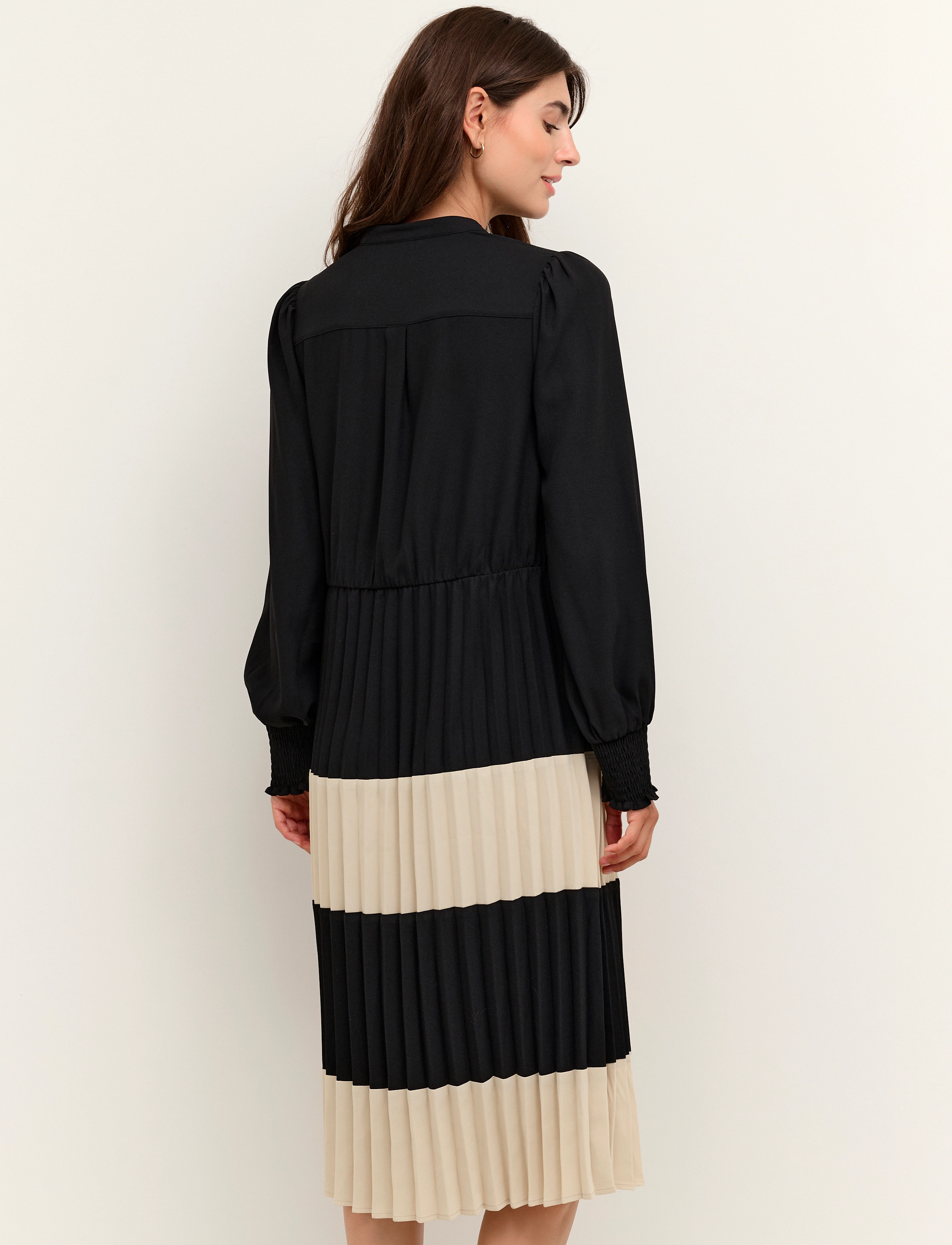 Culture - CUbetty Dress - midikleidid - black - 4