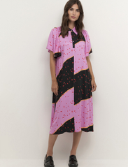 Culture - CUtamar Long Dress - fuchsia pink - 3