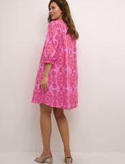 Culture - CUtia Dress - korta klänningar - fuchsia pink - 4