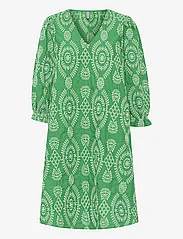 Culture - CUtia Dress - korte kjoler - holly green - 0