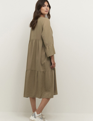 Culture - CUbrisa Long Dress - marškinių tipo suknelės - kelp - 4