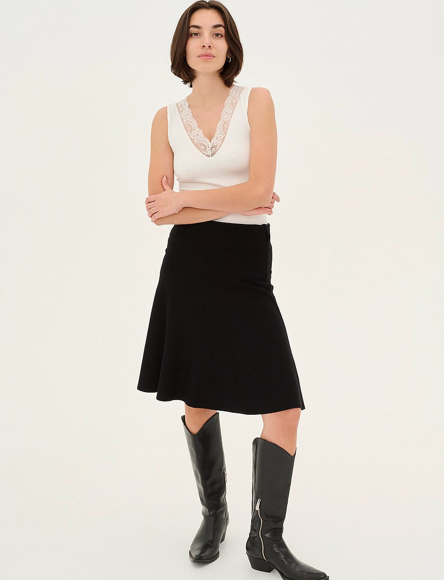 Culture - CUANNEMARIE SKIRT - stickade kjolar - black - 3