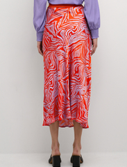Culture - CUvilma Skirt - satinröcke - orange - 4