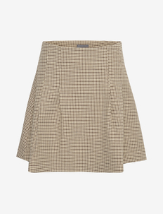 CUastra Skirt, Culture
