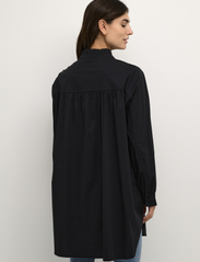 Culture - CUchresta Frill Shirt - langærmede skjorter - black - 4