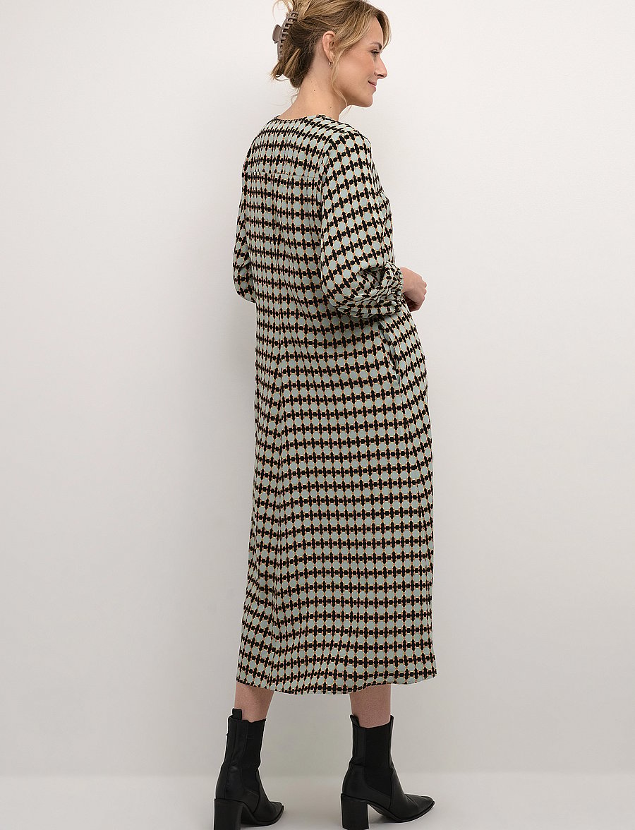 Culture - CUbello Long Dress - midimekot - green milieu graphic - 3