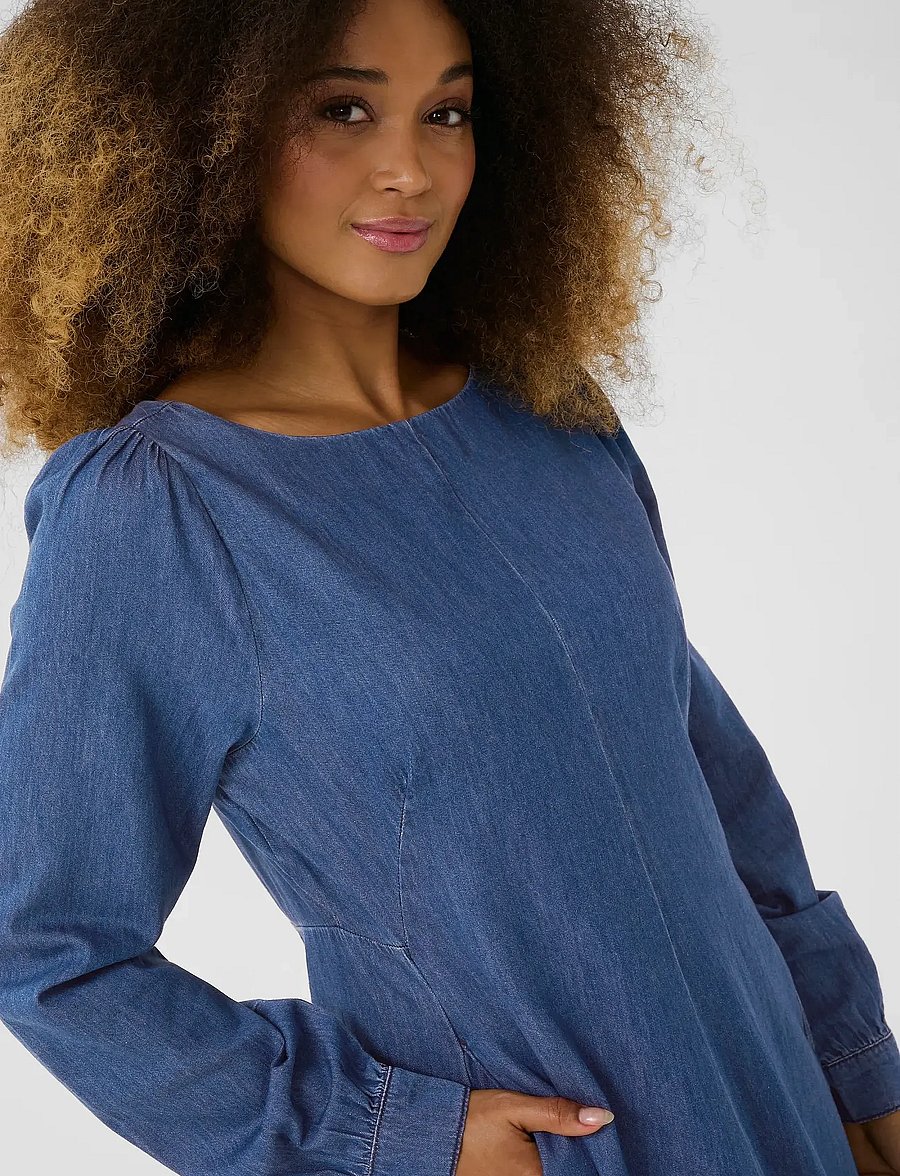 Culture - CUarpa Antoinett Dress - jeansklänningar - dark blue wash - 5