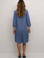 Culture - CUarpa Giselle Dress - midi dresses - dark blue wash - 3