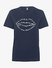 Culture - CUgith Lips T-Shirt - de laveste prisene - dress blues - 0
