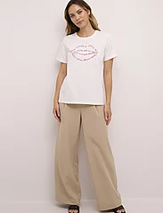 Culture - CUgith Lips T-Shirt - de laveste prisene - spring gardenia - 2