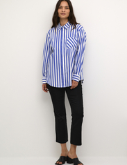 Culture - CUregina LS Shirt - langærmede skjorter - blue/white stripe - 3