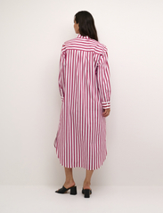 Culture - CUregina Shirtdress - skjortekjoler - red/white stripe - 3