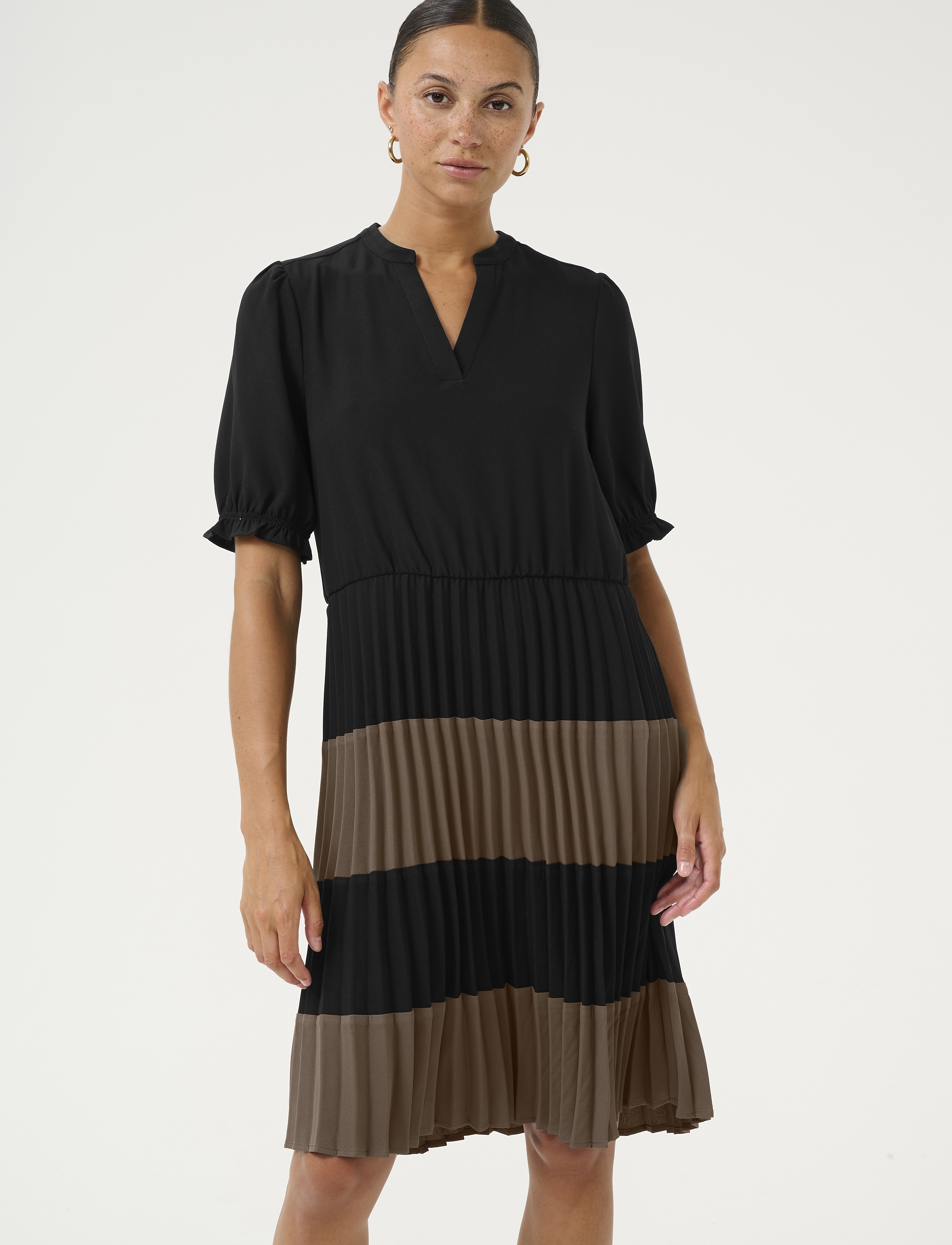 Culture Cubetty Short Dress, Kvinder, Plisseret Kort Kjole, Sort, Str: L
