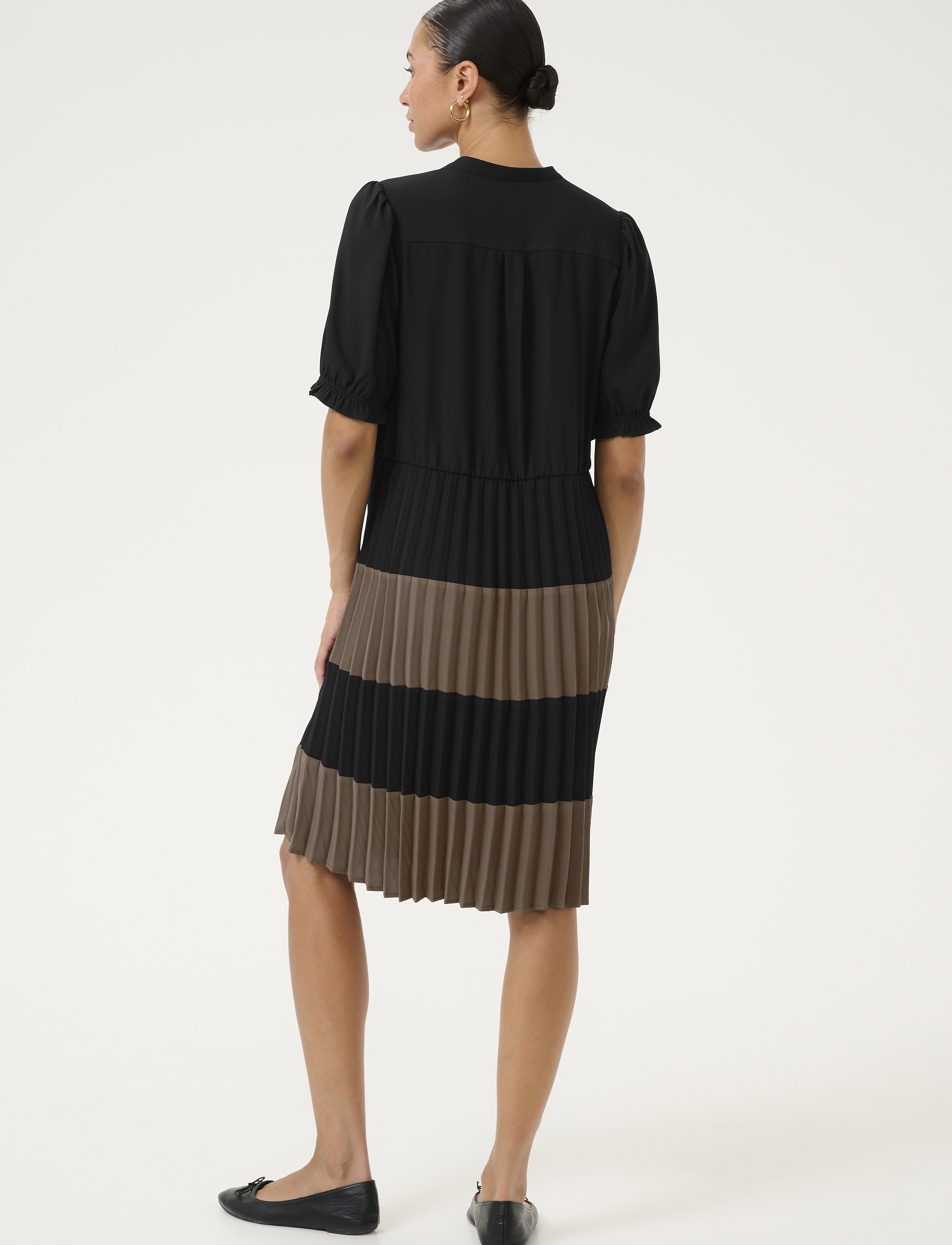 Culture - CUbetty Short Dress - vidutinio ilgio suknelės - black/raindrum stripe - 4