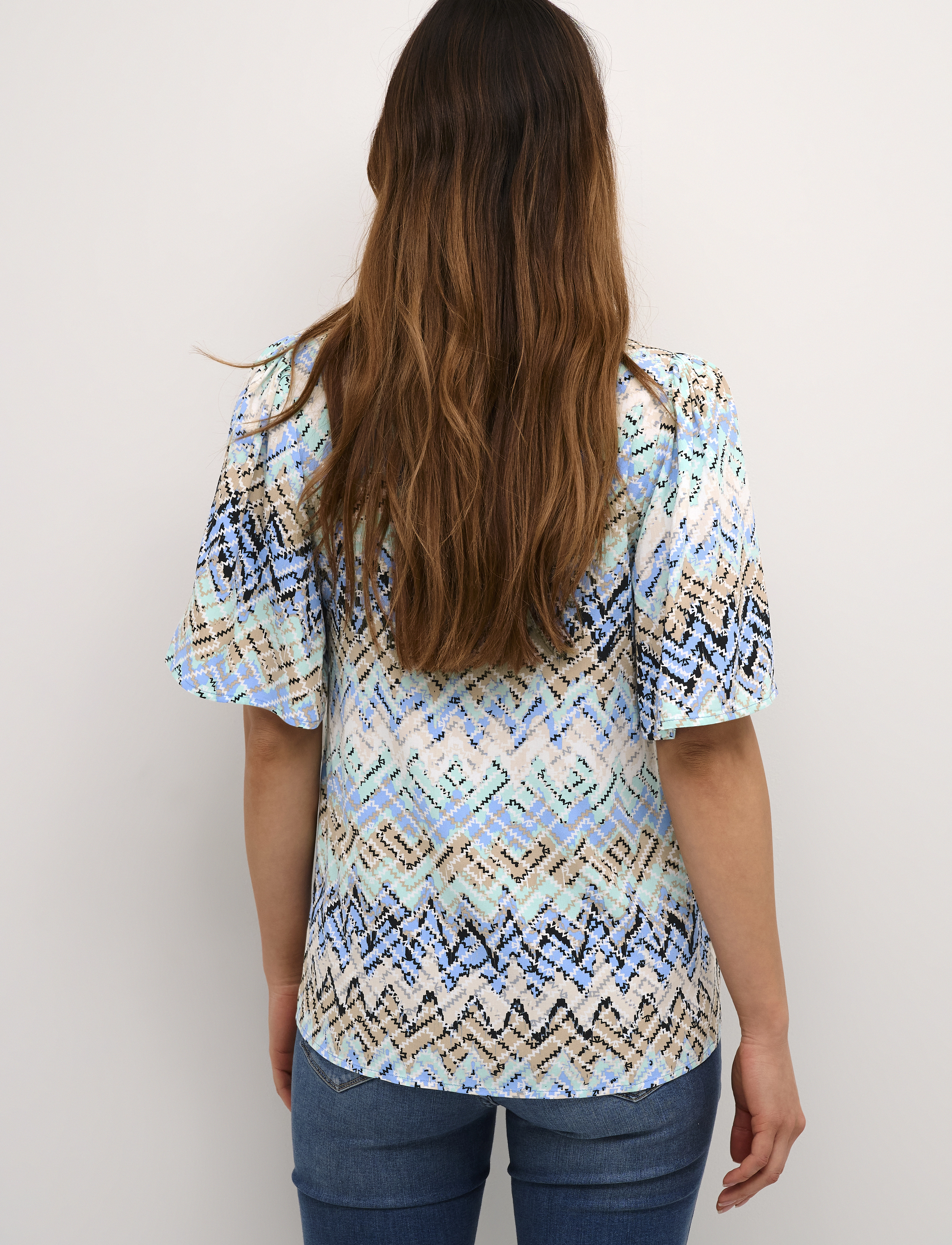 Culture - CUkendall SS Blouse - kortærmede bluser - blue graphic - 4