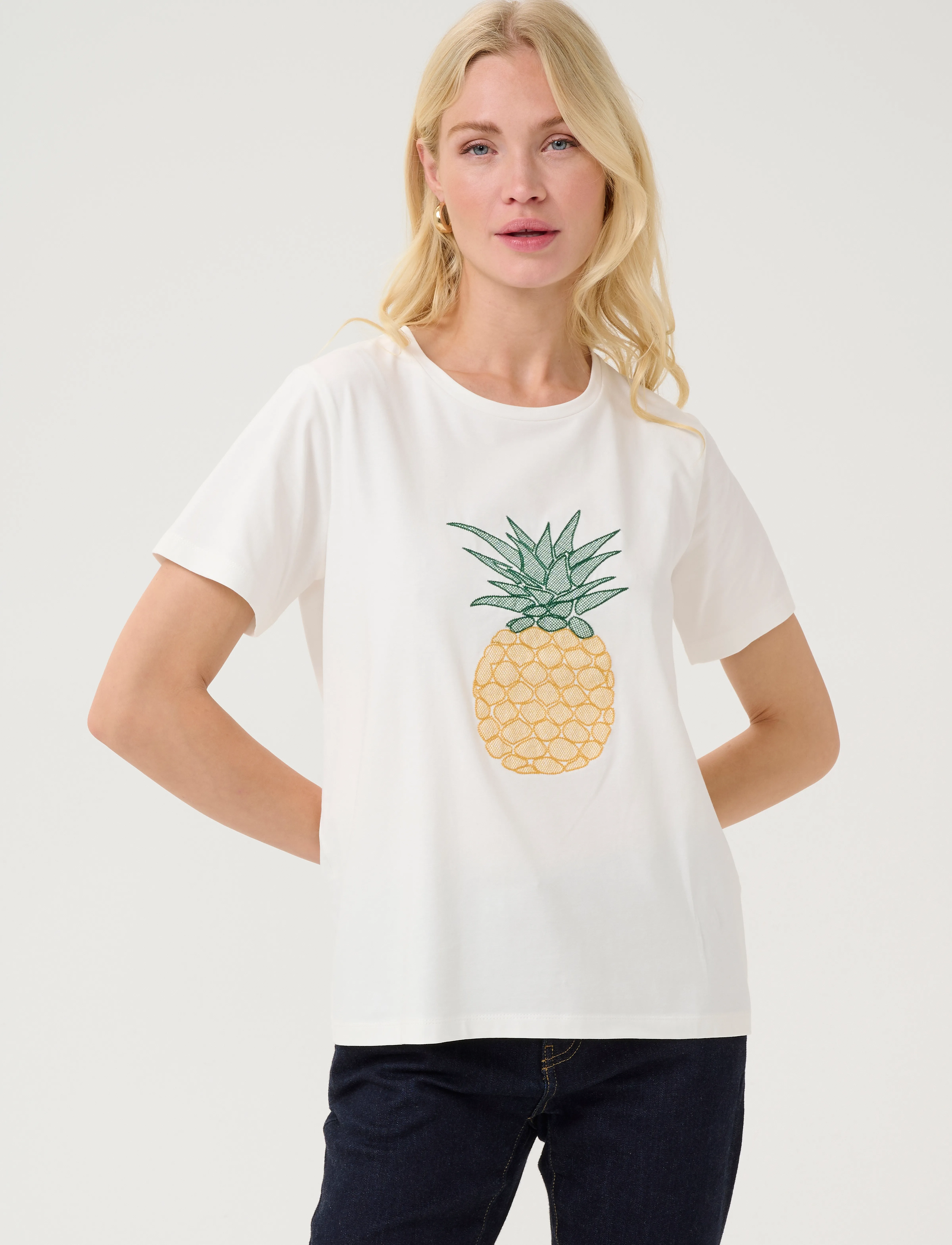 Culture CUgith Fruit T-Shirt - T-shirts & Toppar - SPRING W/PINEAAPLE / white