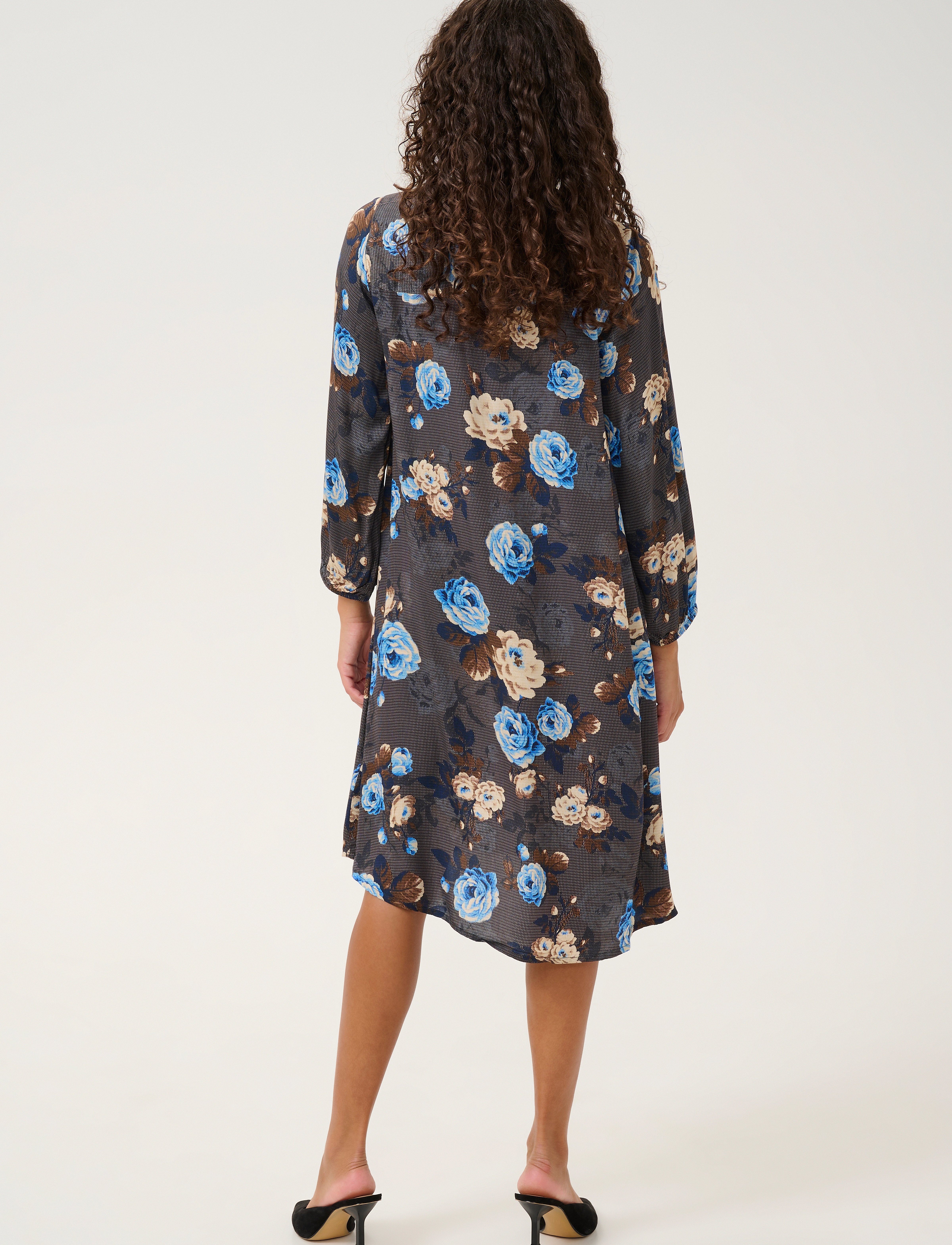 Culture - CUkimly Dittemarie Short Dress - midikleider - grey/blue flower - 4