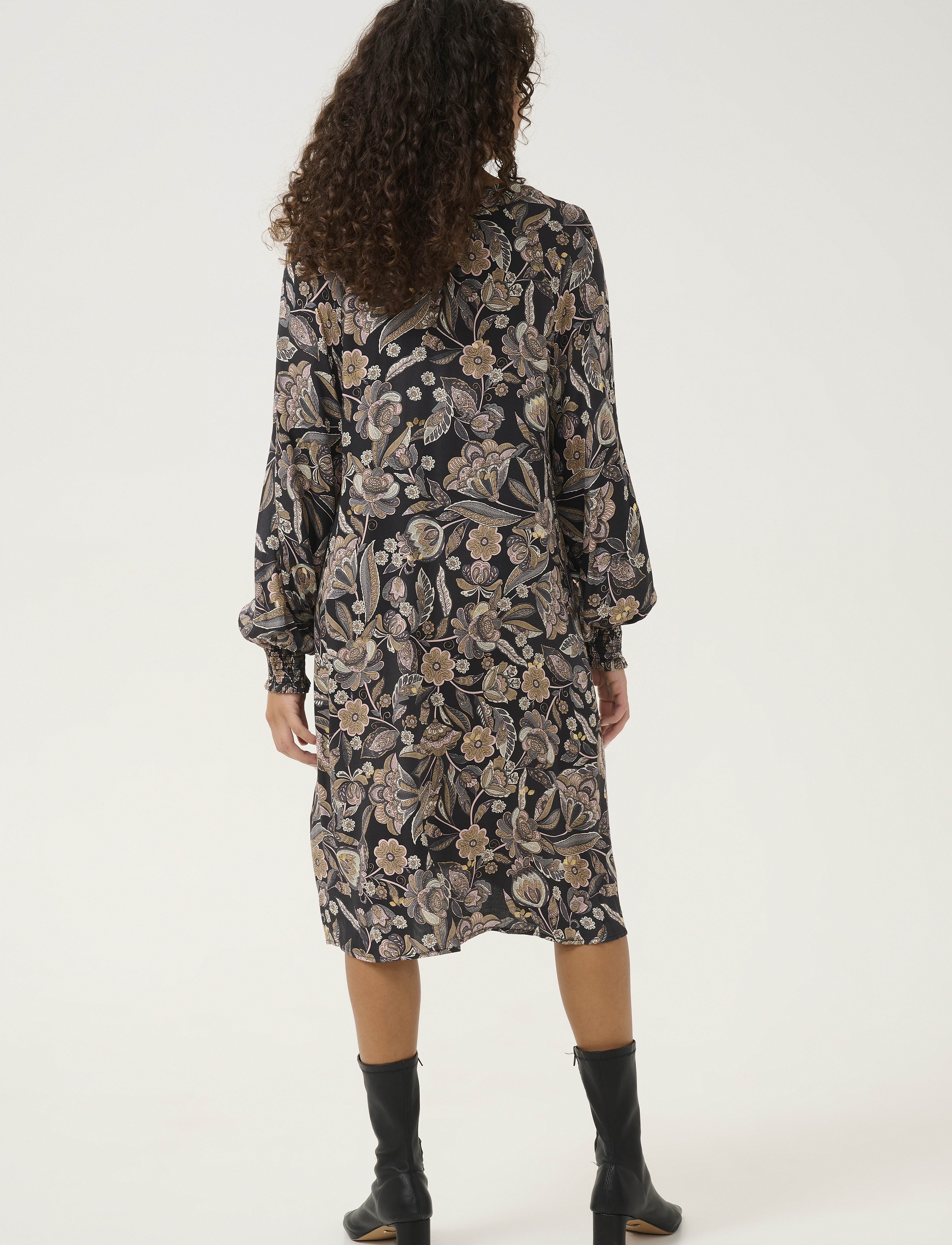 Culture - CUibi Dittemarie Short Dress - midi kjoler - grey flower w/foil - 4
