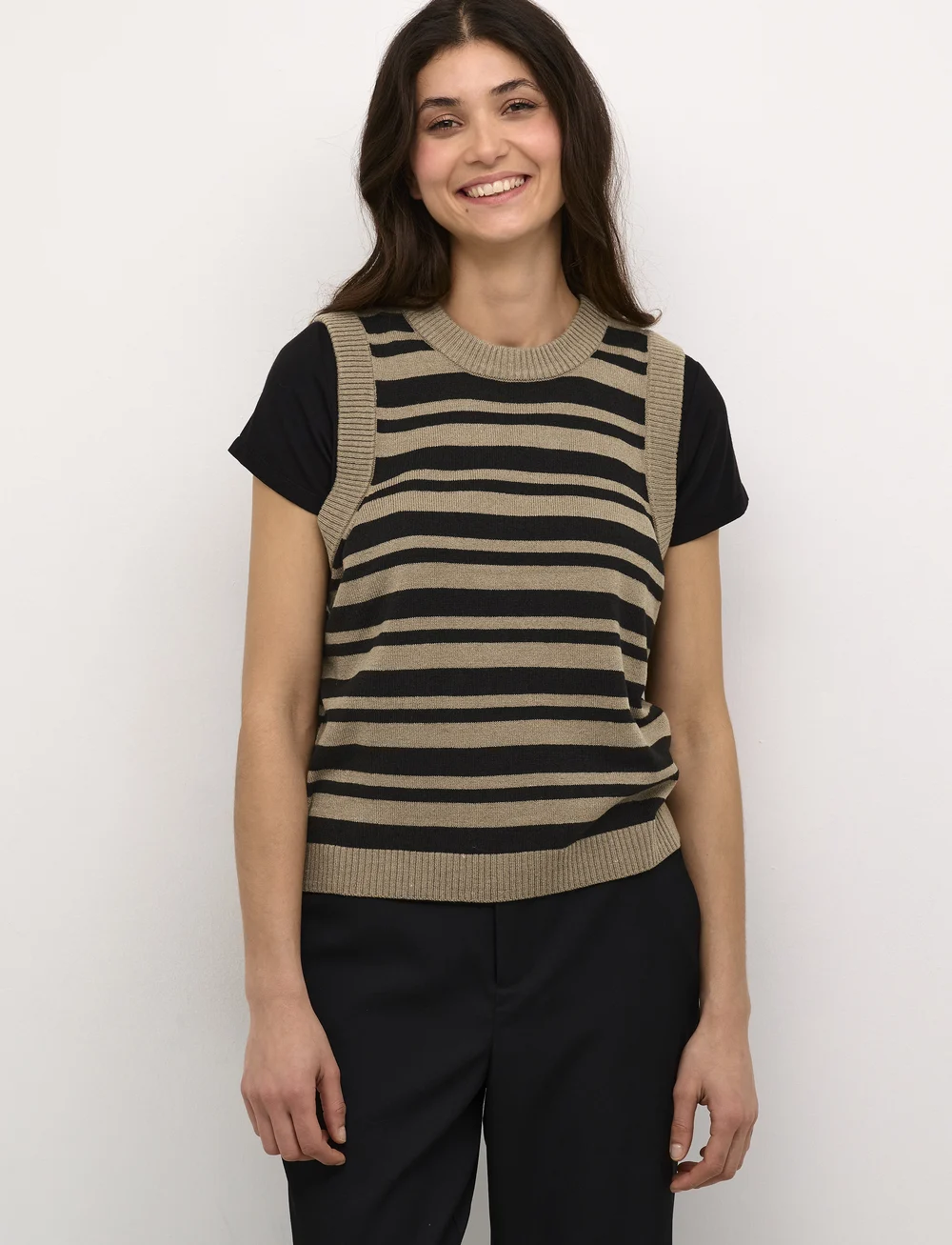 Culture - CUbay Vest - stickade västar - sand/black stripe - 0