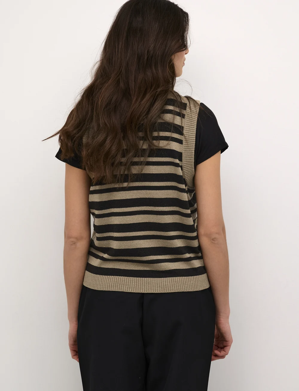 Culture - CUbay Vest - stickade västar - sand/black stripe - 4